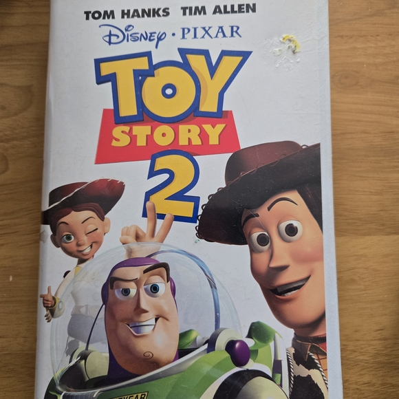 Toy Story 2 — White and Yellow Kids DVD - Picture 3 of 3